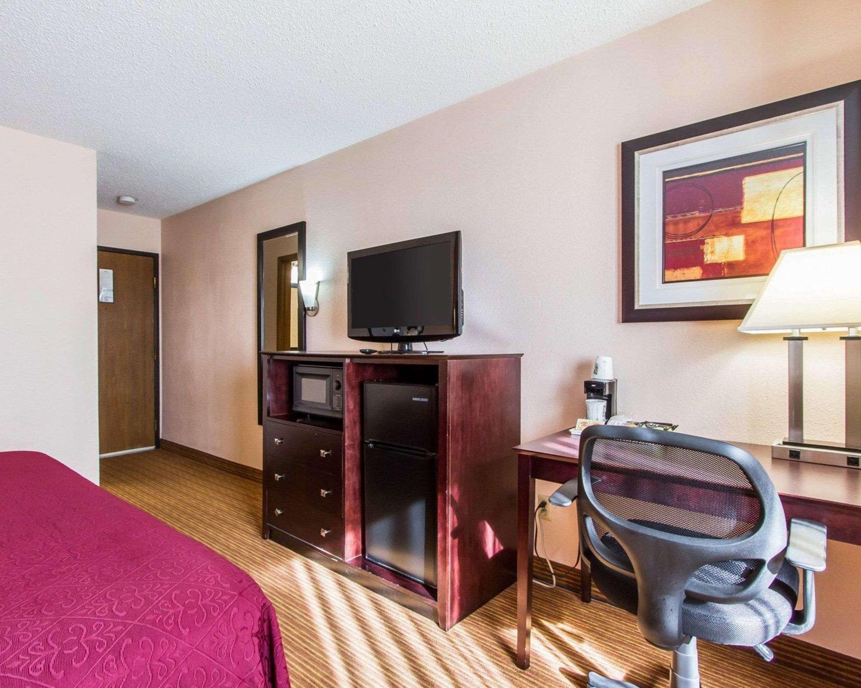 Quality Inn & Suites Ottumwa North Zewnętrze zdjęcie