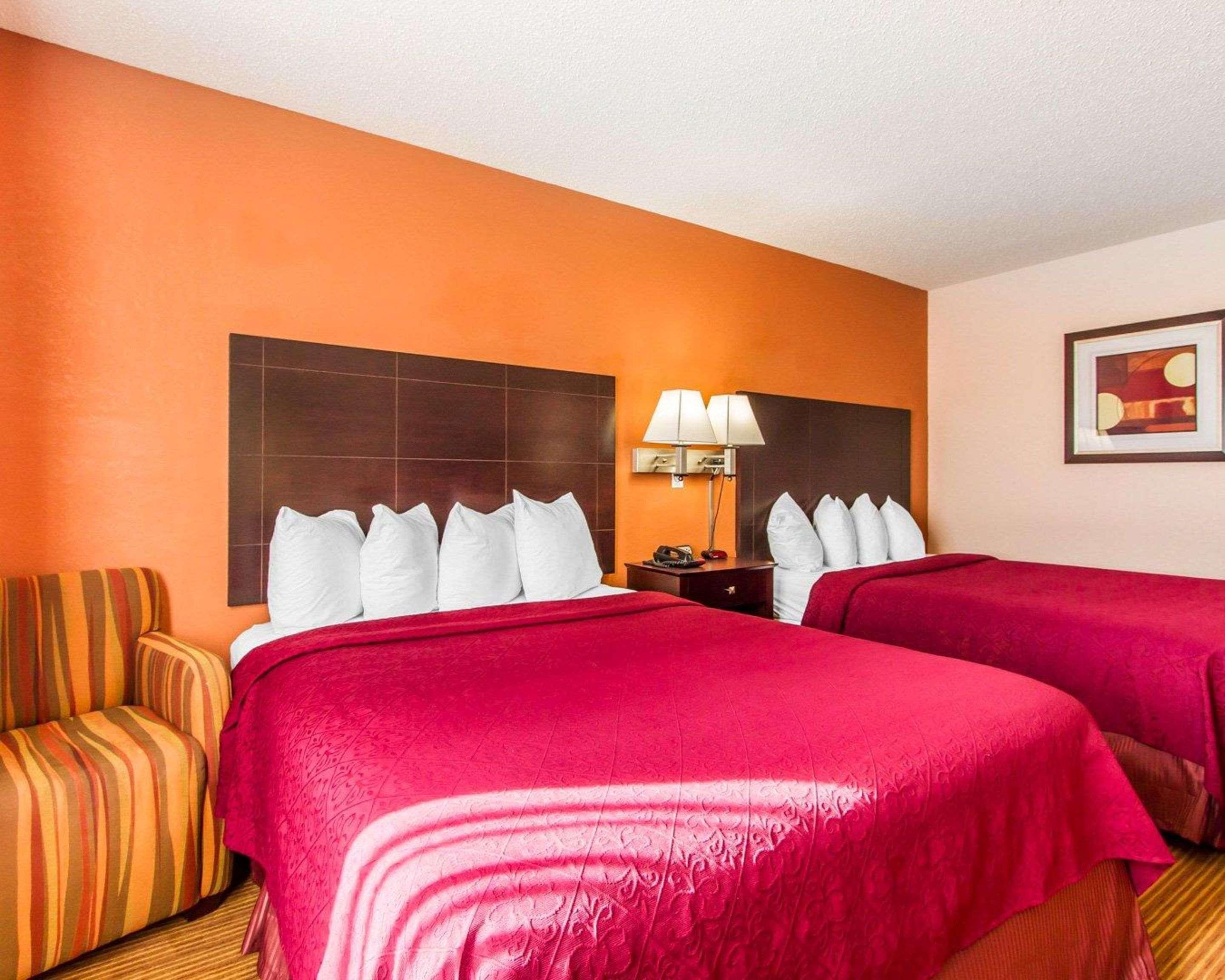 Quality Inn & Suites Ottumwa North Zewnętrze zdjęcie