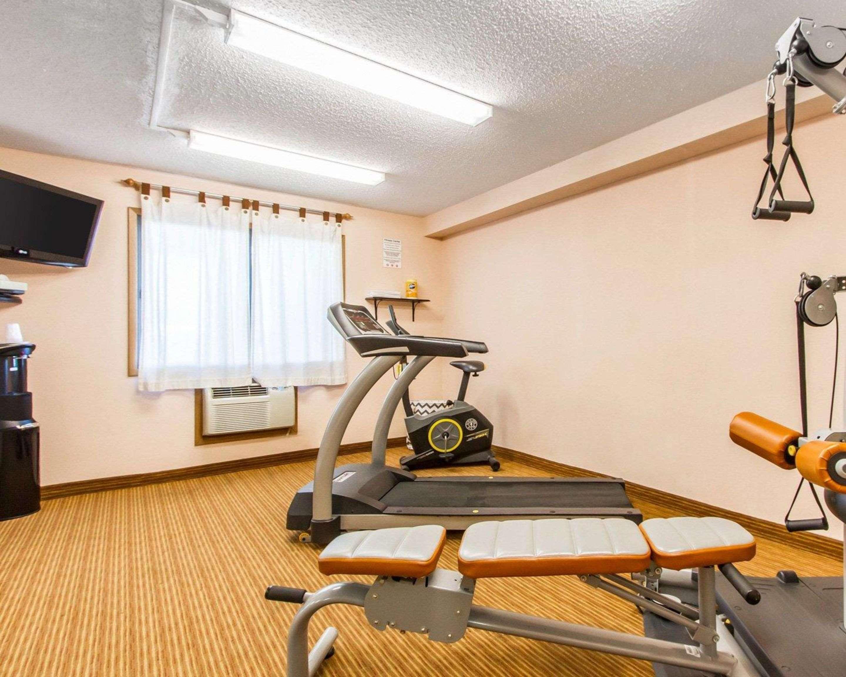 Quality Inn & Suites Ottumwa North Zewnętrze zdjęcie